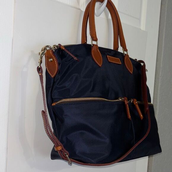 NWT Dooney & Bourke large pocket satchel purse/crossbody blue nylon - Picture 4 of 9